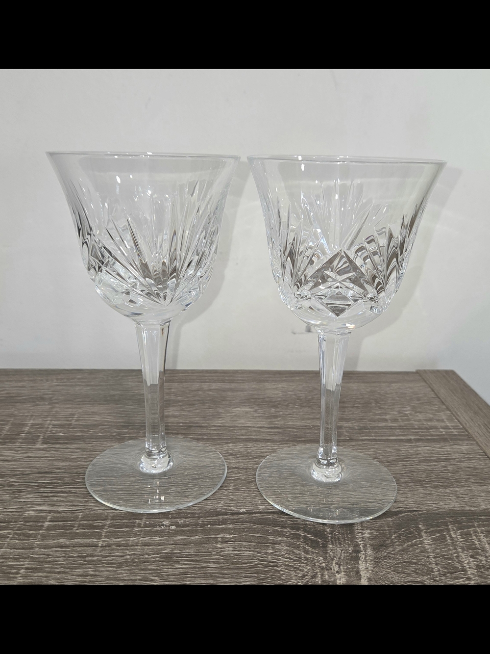 Vintage Set of 2 6-7/8" Clear Crystal Wine Goblets/Glasses.